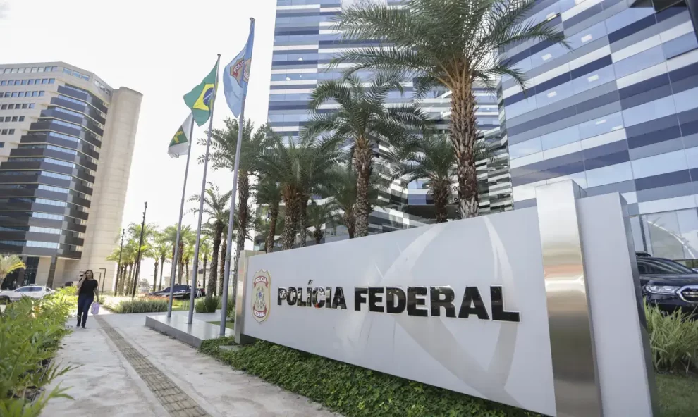 Polícia Federal deflagra operação contra suspeito de ameaçar Lula Boca no Trombone Polícia Federal deflagra operação contra suspeito de ameaçar Lula