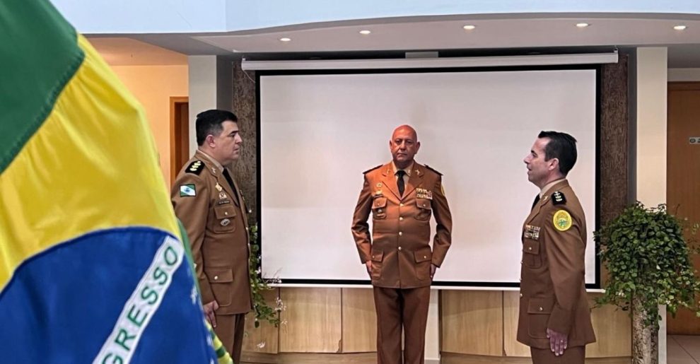 Entrega de comando do 4º Comando Regional da Polícia Militar do Paraná marca transição de liderança Boca no Trombone Entrega de comando do 4º Comando Regional da Polícia Militar do Paraná marca transição de liderança