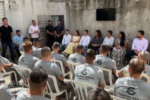 Novo setor de trabalho é inaugurado na Cadeia Pública de Castro. Boca no Trombone Novo setor de trabalho é inaugurado na Cadeia Pública de Castro.