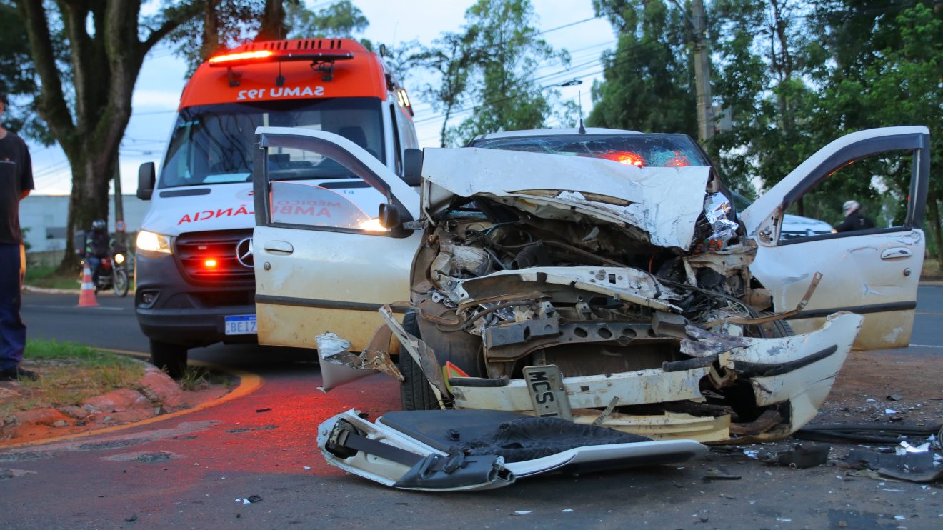 Grave acidente deixa jovem ferido na Avenida Visconde de Mauá Boca no Trombone Grave acidente deixa jovem ferido na Avenida Visconde de Mauá