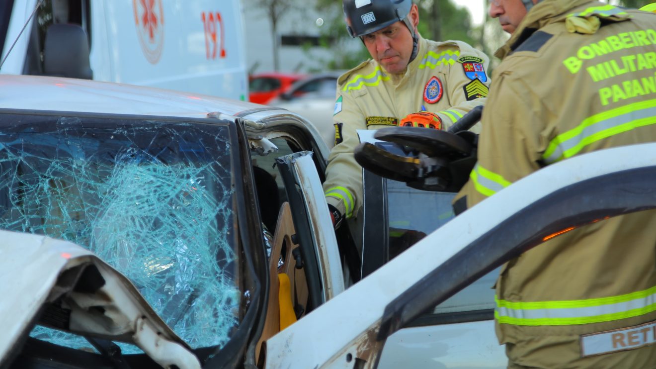 Grave acidente deixa jovem ferido na Avenida Visconde de Mauá Boca no Trombone Grave acidente deixa jovem ferido na Avenida Visconde de Mauá