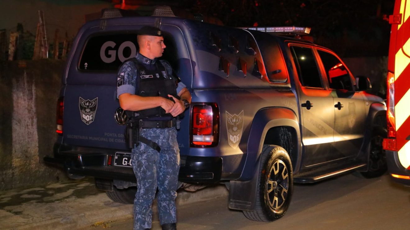 Discussão termina com homem baleado na Vila Coronel Cláudio, em Ponta Grossa Boca no Trombone Discussão termina com homem baleado na Vila Coronel Cláudio, em Ponta Grossa