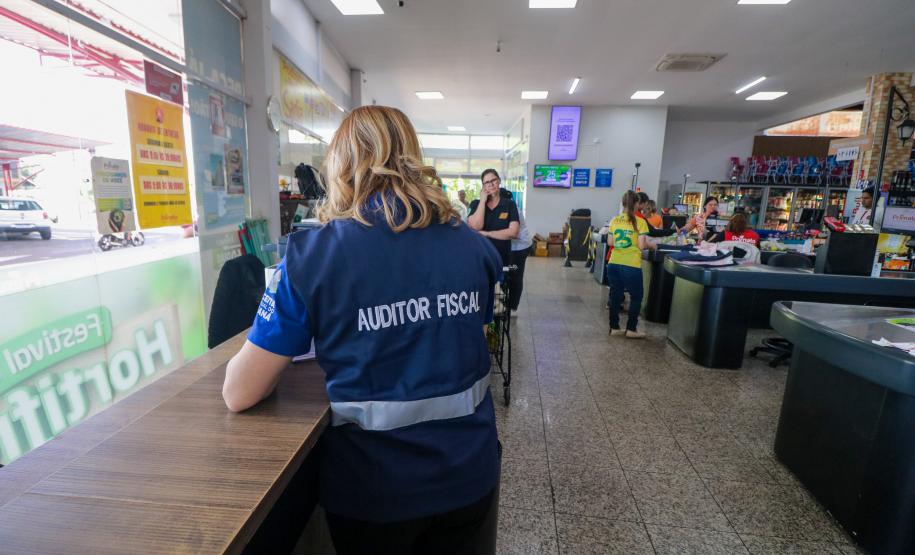20250407_agb_fiscalizacao_nota_parana-15 Boca no Trombone 20250407_agb_fiscalizacao_nota_parana-15
