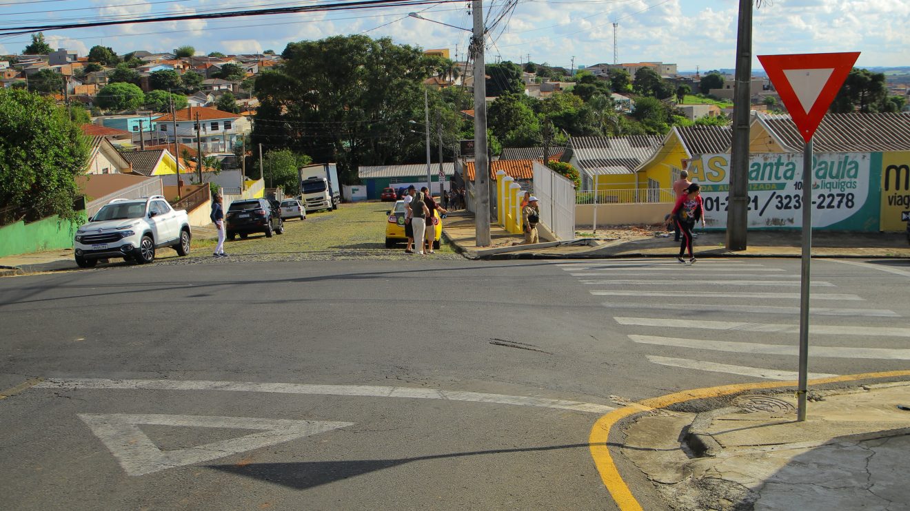 Condutor embriagado colide contra muro de residência 4 Boca no Trombone Condutor embriagado colide contra muro de residência 4