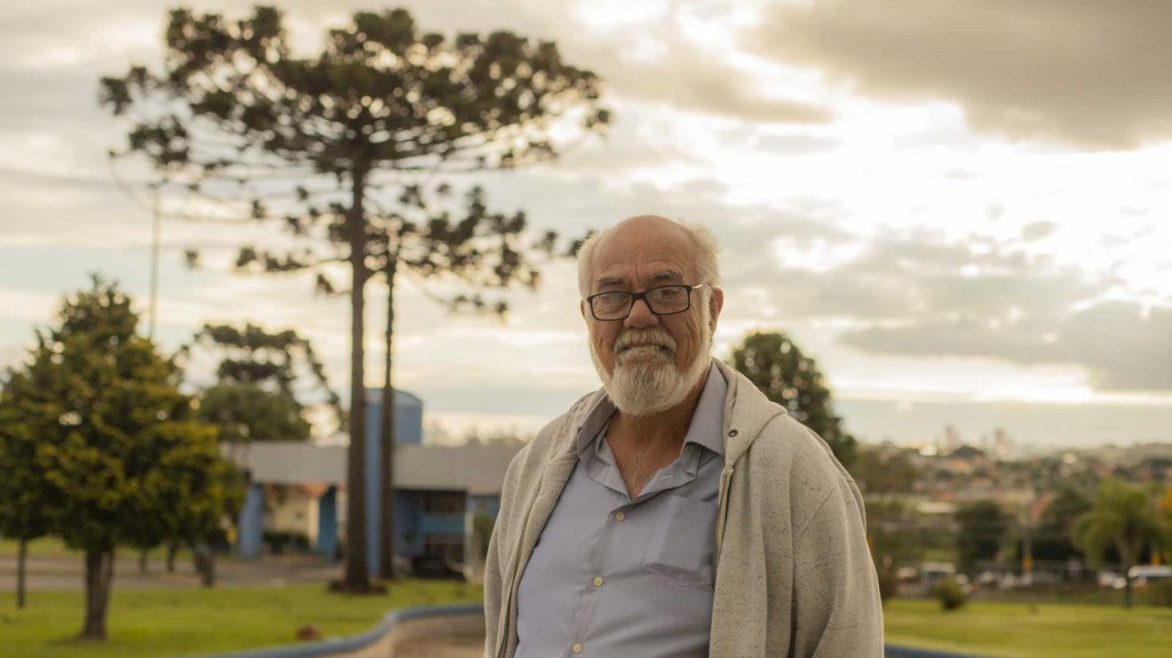 UEPG homenageia Gary Chagas, que se aposenta após meio século de dedicação Boca no Trombone UEPG homenageia Gary Chagas, que se aposenta após meio século de dedicação