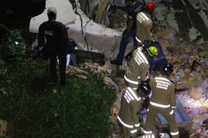 Veja imagens do acidente que tirou a vida de motorista na BR-376, em Ponta Grossa Boca no Trombone Veja imagens do acidente que tirou a vida de motorista na BR-376, em Ponta Grossa