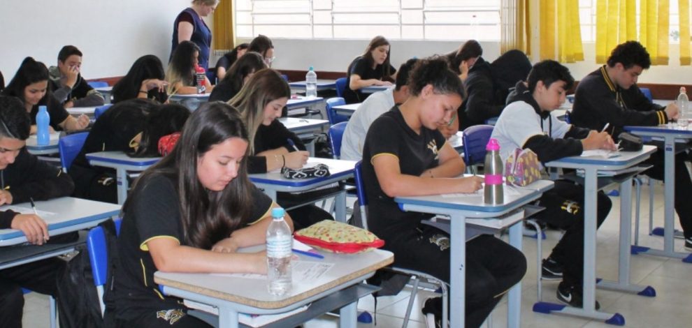 Estudantes do Paraná já podem pedir isenção da taxa de inscrição do Enem 2025 Boca no Trombone Estudantes do Paraná já podem pedir isenção da taxa de inscrição do Enem 2025