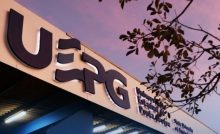 Sessão solene na reitoria da UEPG celebra parcerias entre Câmara Municipal e Universidade