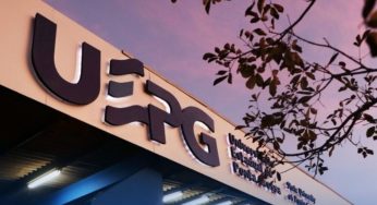 Sessão solene na reitoria da UEPG celebra parcerias entre Câmara Municipal e Universidade
