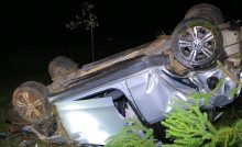 Motorista capota carro na BR-376 em Ponta Grossa e é levado à UPA