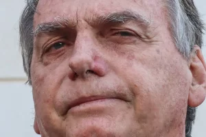 Bolsonaro apresenta piora clínica e vai passar por novos exames Boca no Trombone Bolsonaro apresenta piora clínica e vai passar por novos exames