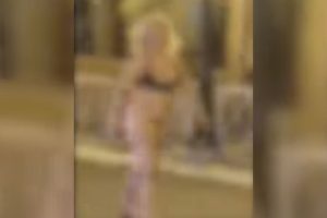 mulher dançando nua Boca no Trombone mulher dançando nua