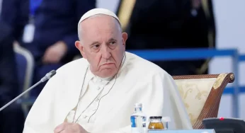 Prefeita de PG, Elizabeth Schmidt, também lamentou a morte do Papa Francisco