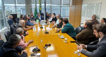Prefeita Elizabeth se reúne com vereadores para discutir o Plano Diretor