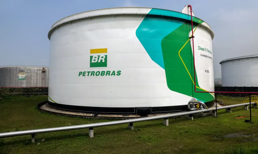 tanque_de_diesel_r5_na_rpbc_-_foto_wilson_melo_agencia_petrobras Boca no Trombone tanque_de_diesel_r5_na_rpbc_-_foto_wilson_melo_agencia_petrobras