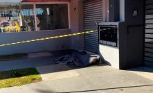 Pessoa em situação de rua é encontrado morto sob marquise