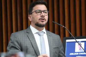 Oposição cobra punição a Ricardo Arruda por falas misóginas na Assembleia do Paraná Boca no Trombone Oposição cobra punição a Ricardo Arruda por falas misóginas na Assembleia do Paraná