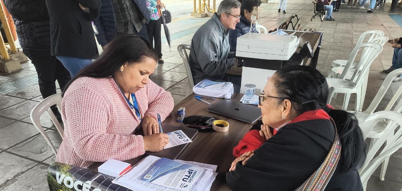 Prefeitura leva atendimento sobre o IPTU para o Terminal Central em PG
