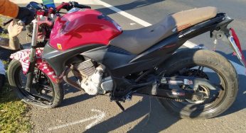 Motociclista fica ferido após bater em defensa metálica na PR-151 entre Castro e Carambeí