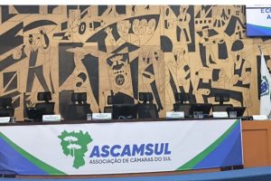 Nova diretoria da ASCAMSUL toma posse Câmara Municipal de Ponta Grossa Boca no Trombone Nova diretoria da ASCAMSUL toma posse Câmara Municipal de Ponta Grossa