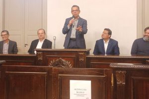 UEPG anuncia nova pista de atletismo no Campus Uvaranas com investimento de R$ 10 milhões Boca no Trombone UEPG anuncia nova pista de atletismo no Campus Uvaranas com investimento de R$ 10 milhões