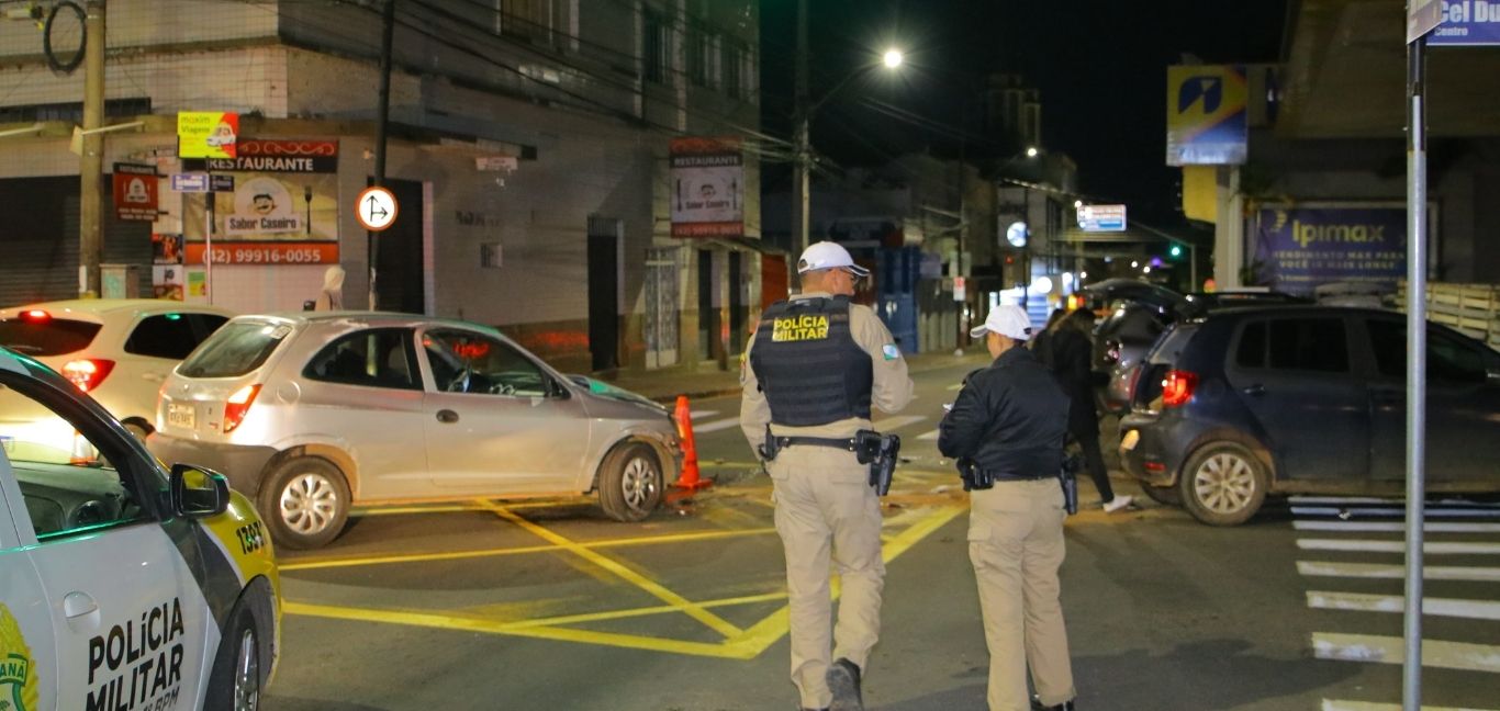 Colisão entre três veículos mobiliza equipes de socorro no Centro de PG